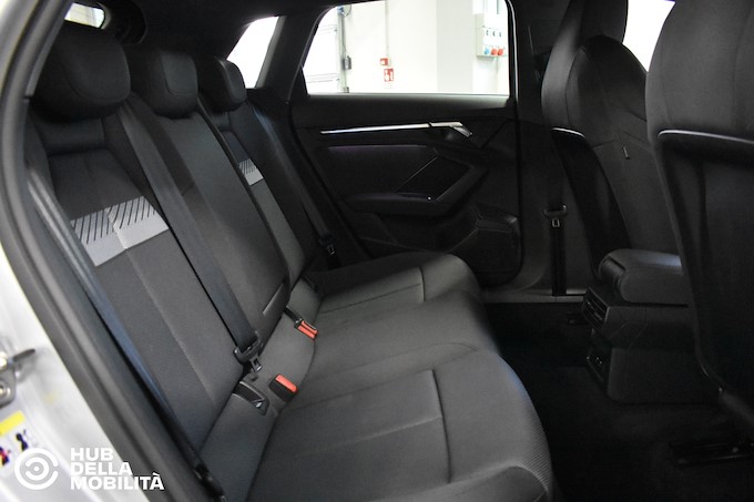 AUDI A3 SPB 35 TDI S tronic Business Advanced